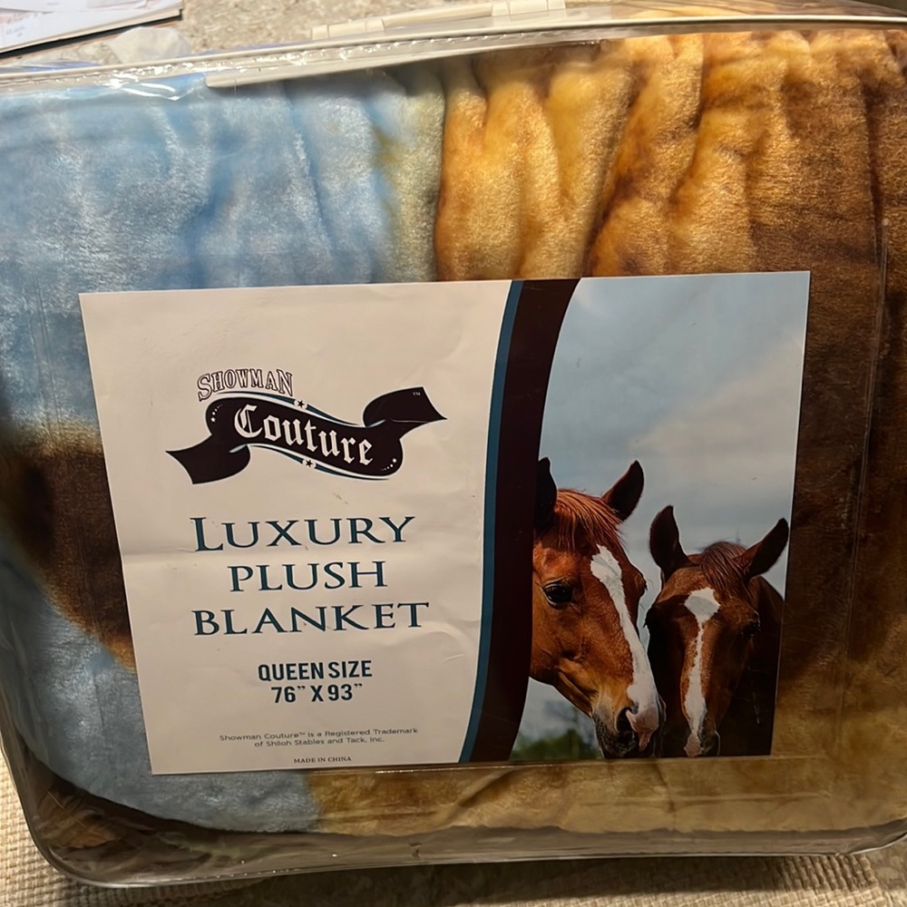 Queen size 76”X93” plush blanket (horse design)